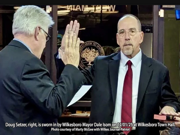 Doug Setzer oath of office Courtesy of Marty McGee with WJP 12-01-2025